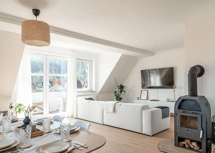 Premium - Ausblick - Kamin - Balkon - Smart Tv - Kaffeevollautomat Appartamento